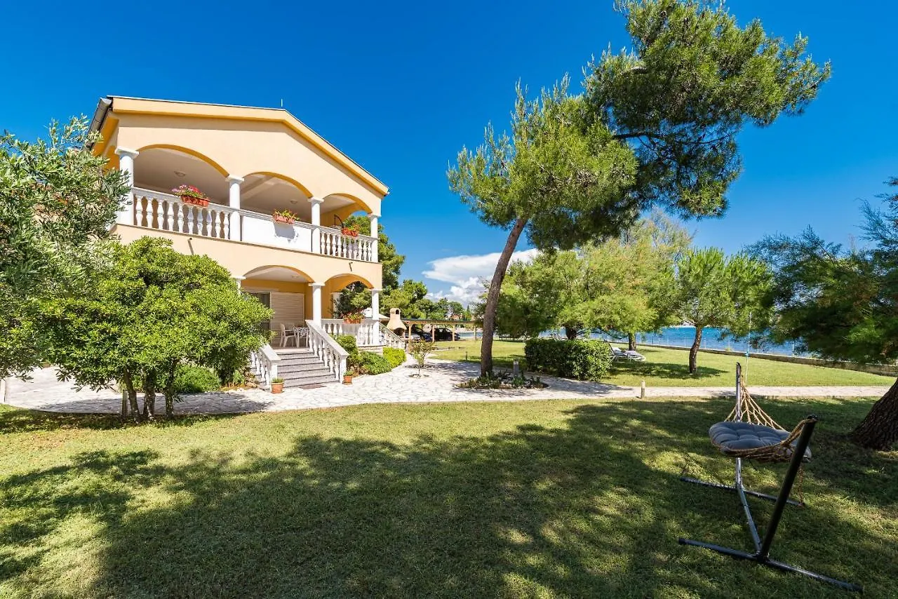 Beach Apartments Villa Kaya Sukošan