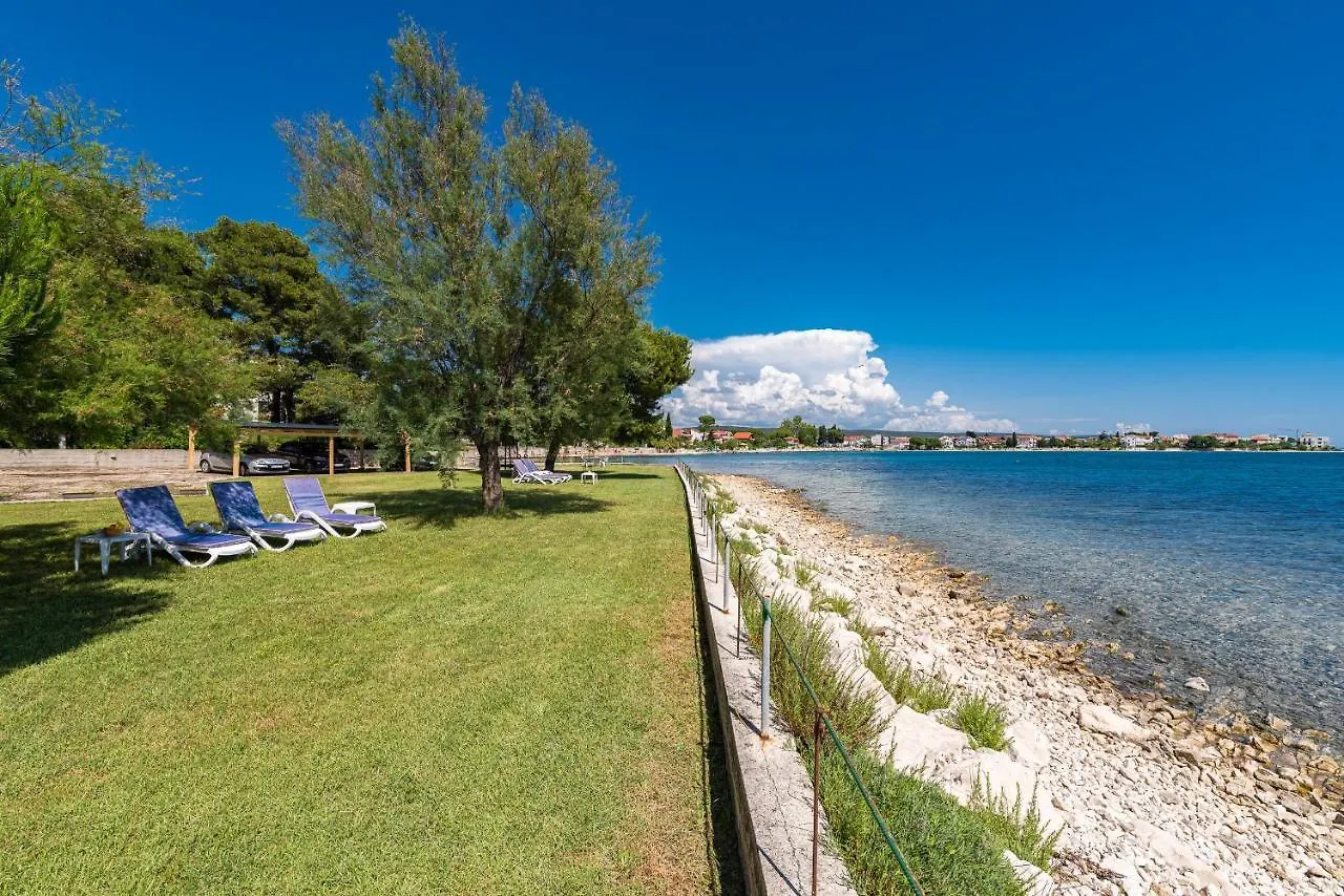 Beach Apartments Villa Kaya Sukošan Chorvatsko
